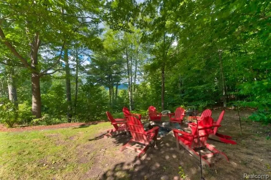 1189 Ridgeline Drive Boyne Valley Township MI 49712