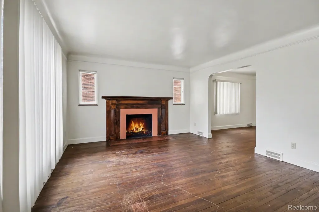 20030 Orleans Street Highland Park City MI 48203