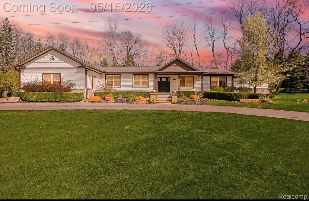 3720 E Clarkston Road Oakland Charter Township MI 48363