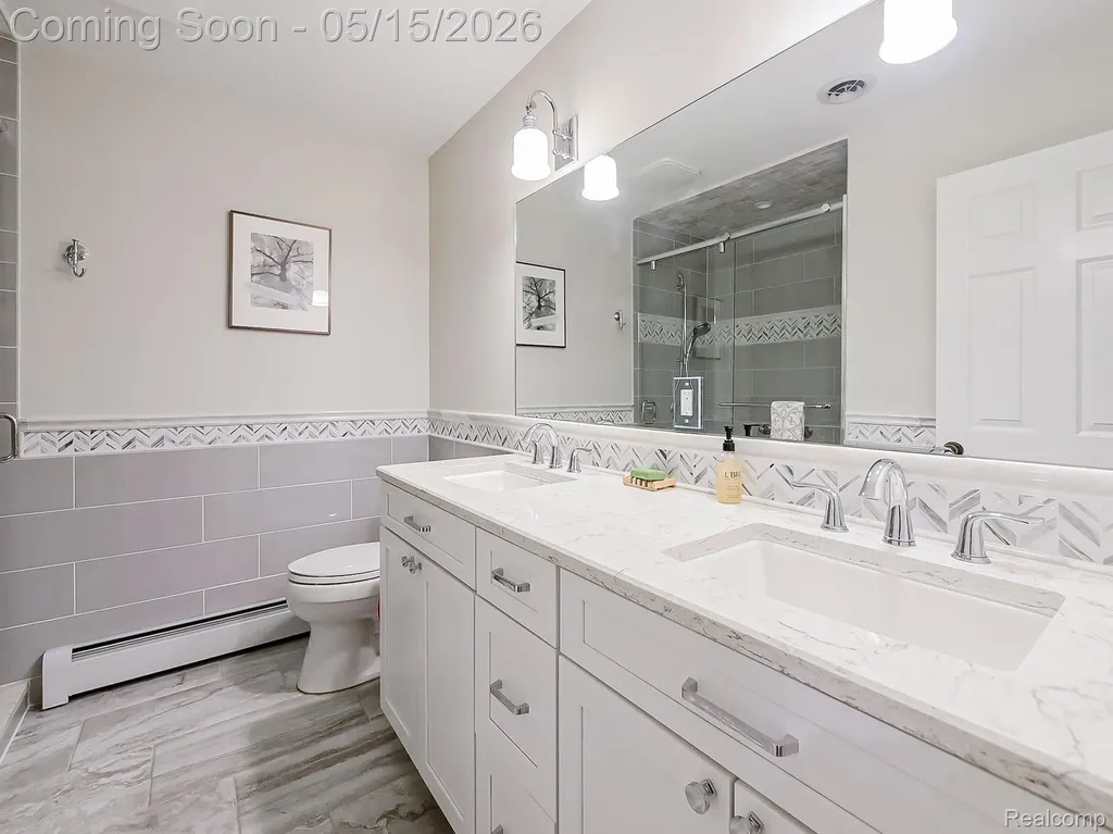 3720 E Clarkston Road Oakland Charter Township MI 48363