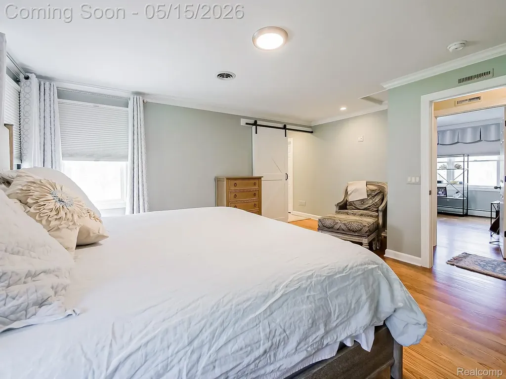 3720 E Clarkston Road Oakland Charter Township MI 48363