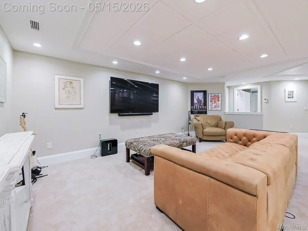3720 E Clarkston Road Oakland Charter Township MI 48363