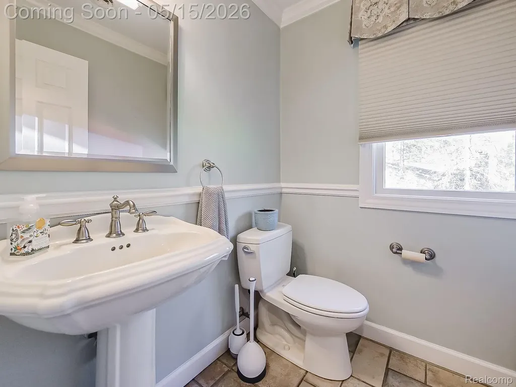 3720 E Clarkston Road Oakland Charter Township MI 48363