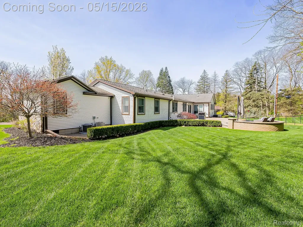 3720 E Clarkston Road Oakland Charter Township MI 48363