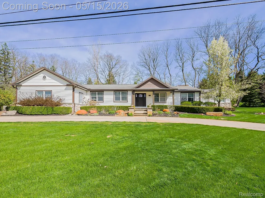 3720 E Clarkston Road Oakland Charter Township MI 48363