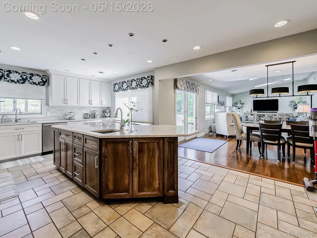 3720 E Clarkston Road Oakland Charter Township MI 48363