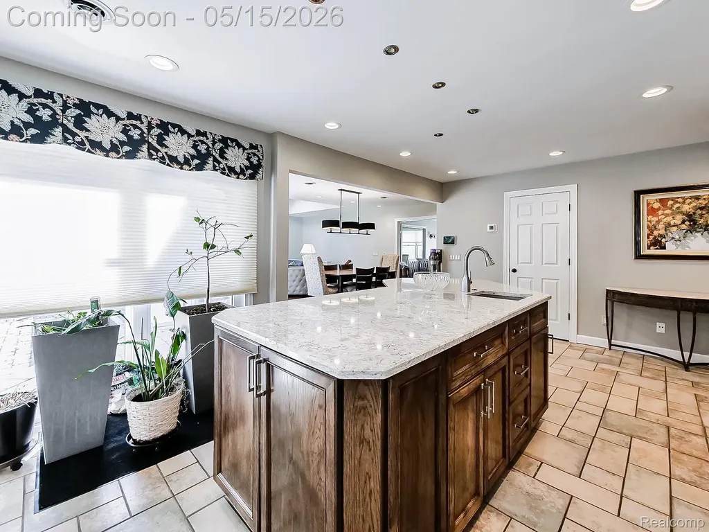 3720 E Clarkston Road Oakland Charter Township MI 48363