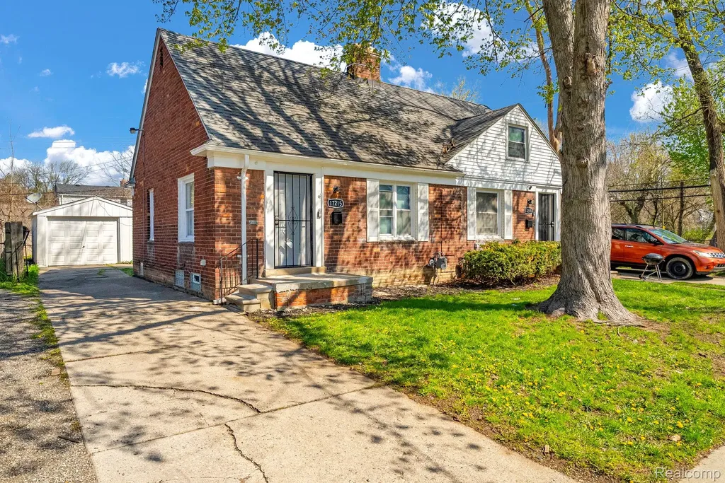17215 And 17219 Sioux Street Detroit City MI 48224