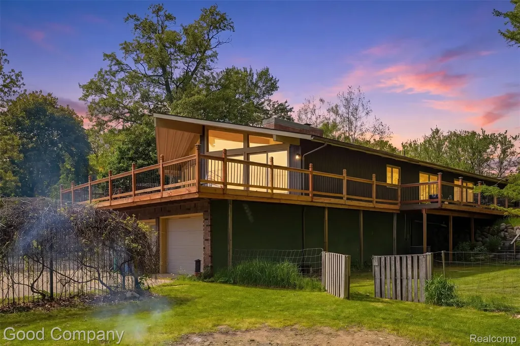 5130 Seymour Lake Road Brandon Charter Township MI 48371
