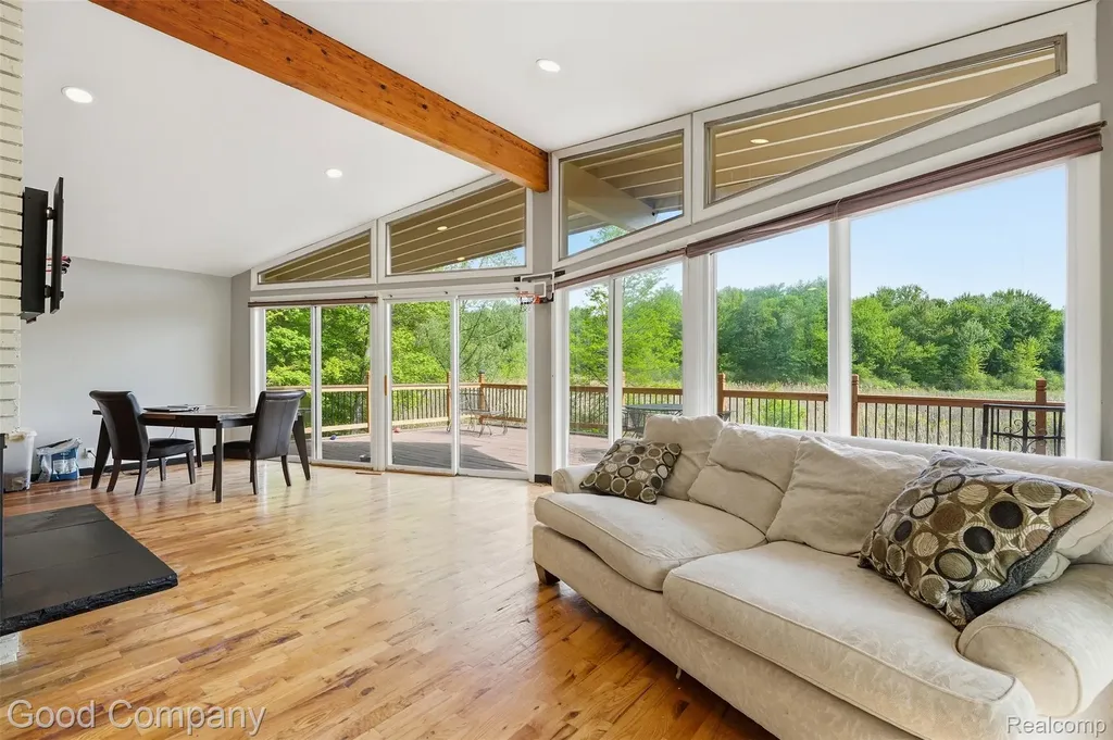 5130 Seymour Lake Road Brandon Charter Township MI 48371