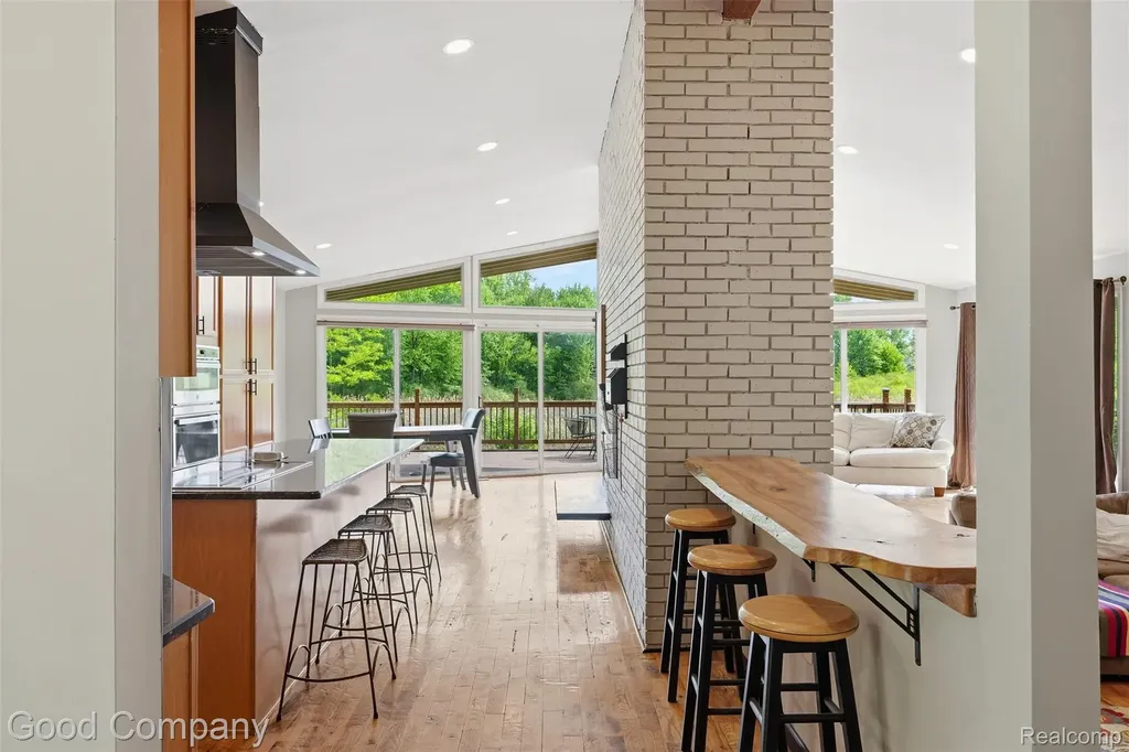 5130 Seymour Lake Road Brandon Charter Township MI 48371
