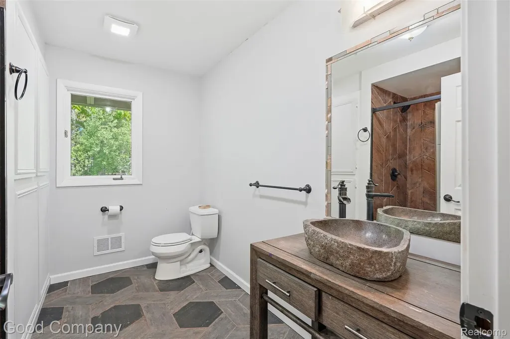 5130 Seymour Lake Road Brandon Charter Township MI 48371