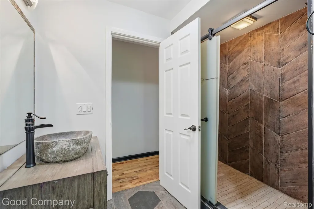 5130 Seymour Lake Road Brandon Charter Township MI 48371