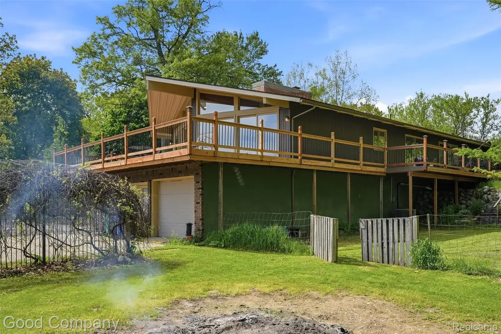 5130 Seymour Lake Road Brandon Charter Township MI 48371