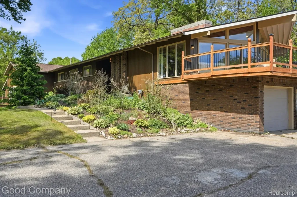 5130 Seymour Lake Road Brandon Charter Township MI 48371