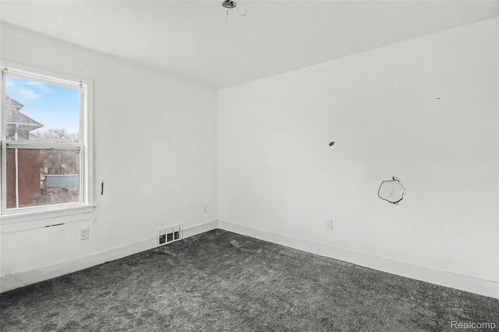 2241-2243 Clairmount Avenue Detroit City MI 48206
