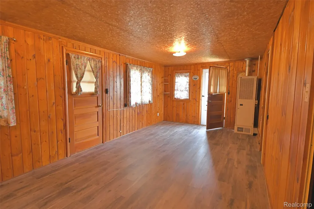 1865 Mullet Avenue Richfield Township MI 48656