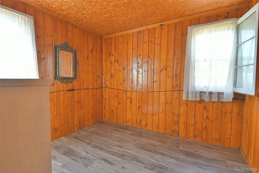 1865 Mullet Avenue Richfield Township MI 48656