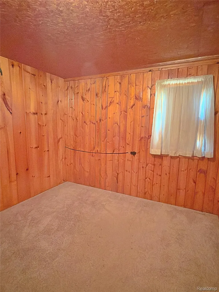 1865 Mullet Avenue Richfield Township MI 48656