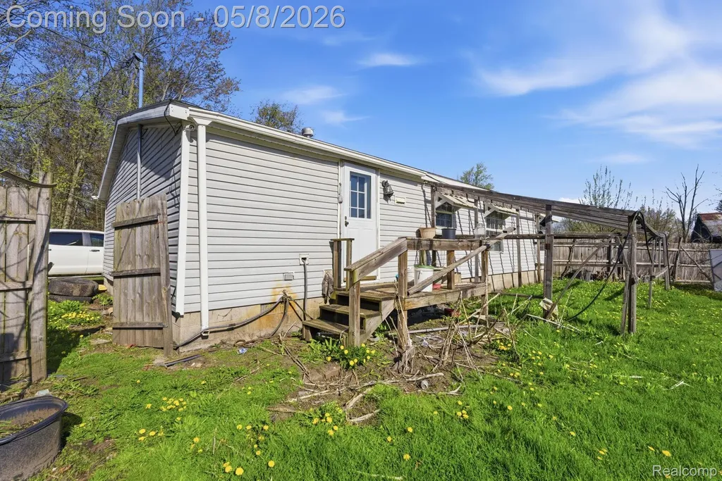 2905 S Plain Road Wells Township MI 48723