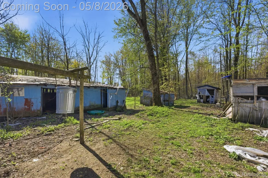 2905 S Plain Road Wells Township MI 48723