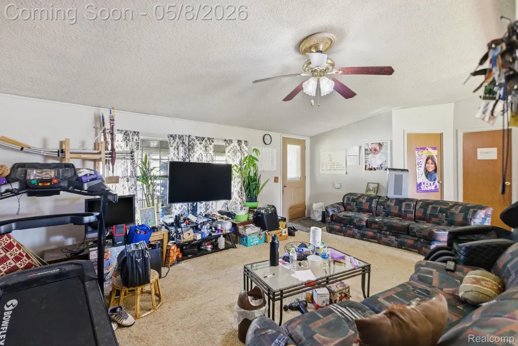 2905 S Plain Road Wells Township MI 48723