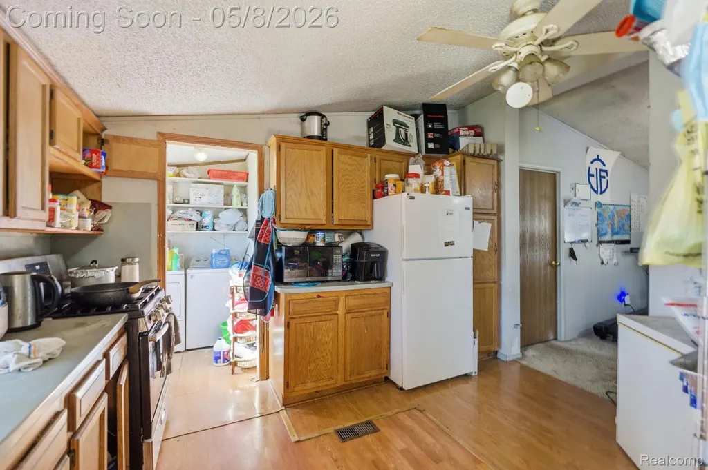 2905 S Plain Road Wells Township MI 48723