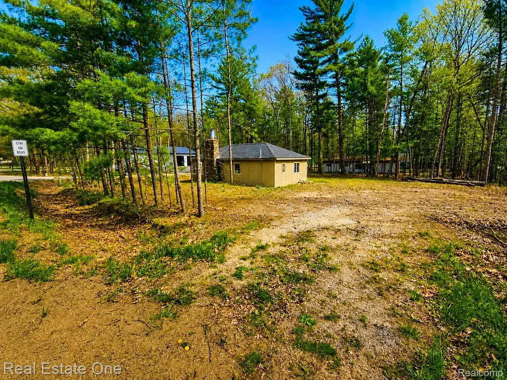 1961 N Beechwood Drive Golden Township MI 49436