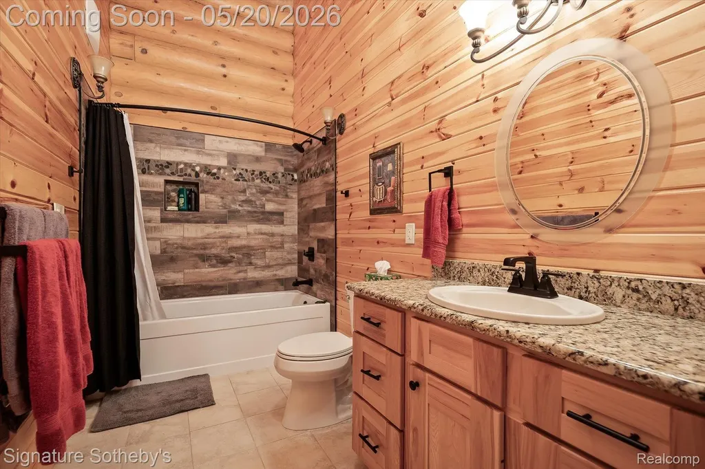 2631 W Blackmore Road Fremont Township MI 48744