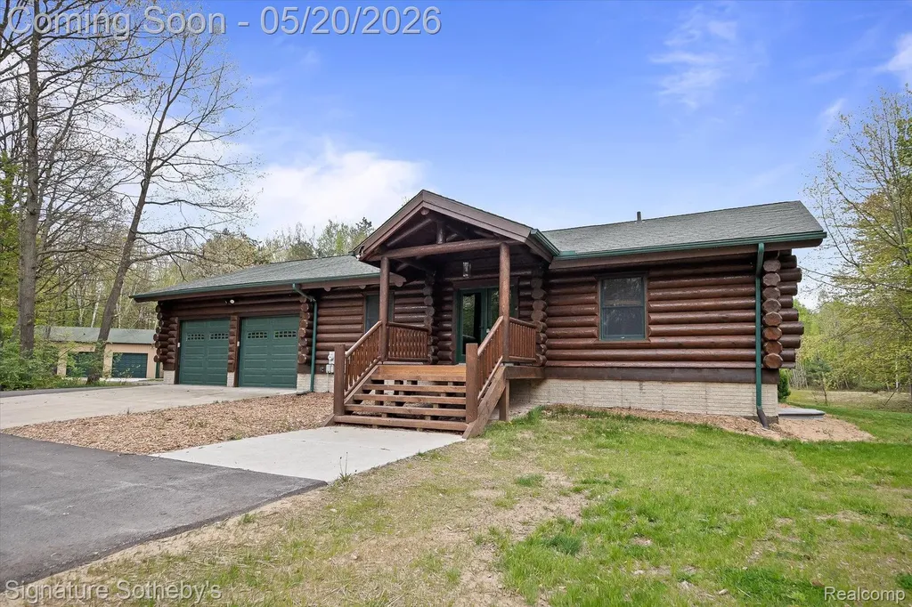 2631 W Blackmore Road Fremont Township MI 48744