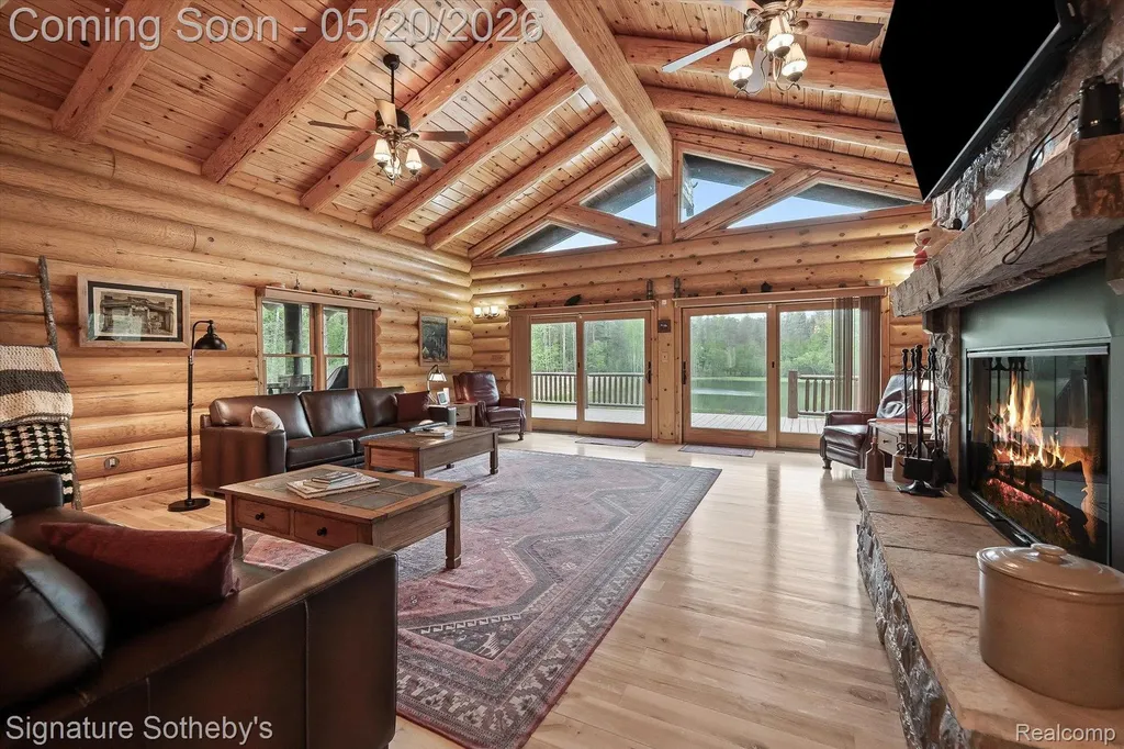 2631 W Blackmore Road Fremont Township MI 48744