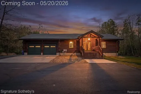 2631 W Blackmore Road Fremont Township MI 48744