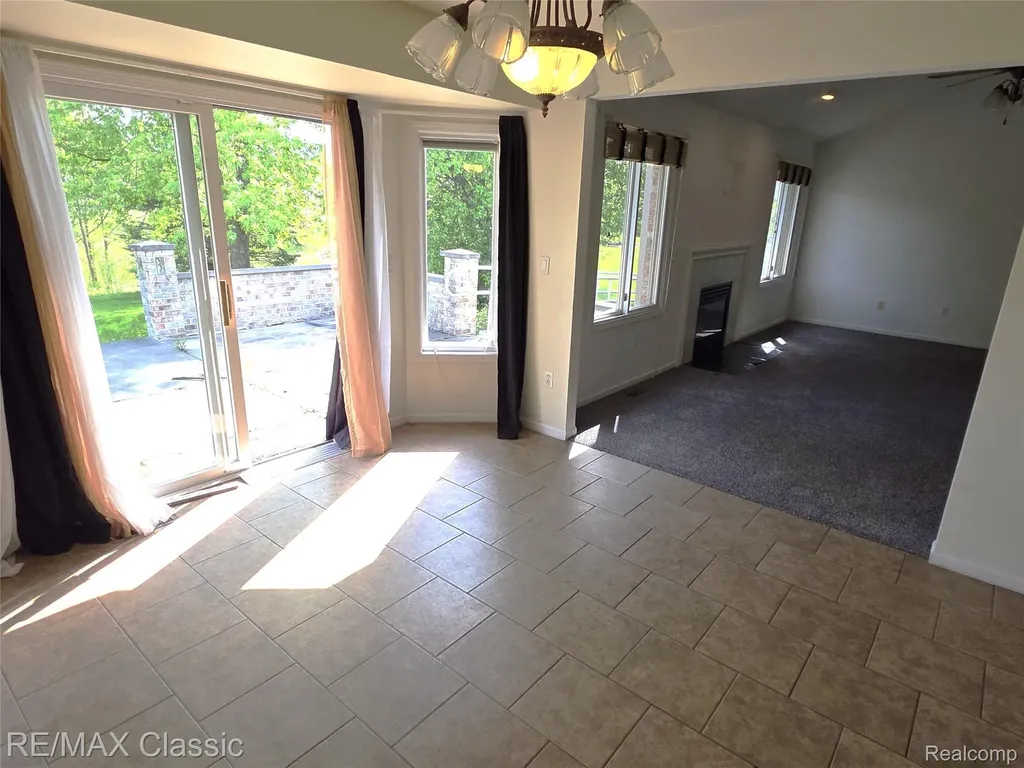 21966 Hunter Circle S Taylor City MI 48180