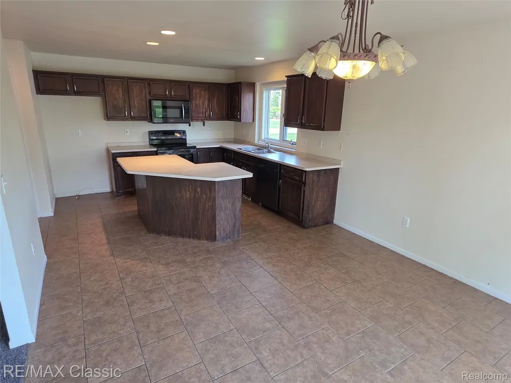21966 Hunter Circle S Taylor City MI 48180
