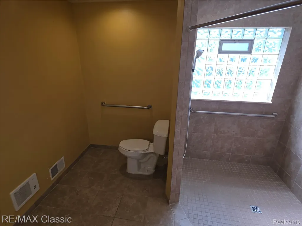 21966 Hunter Circle S Taylor City MI 48180