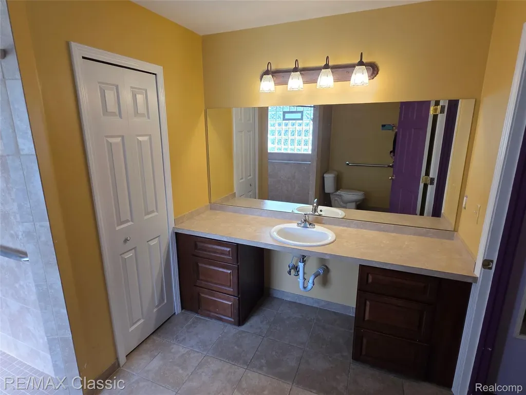 21966 Hunter Circle S Taylor City MI 48180