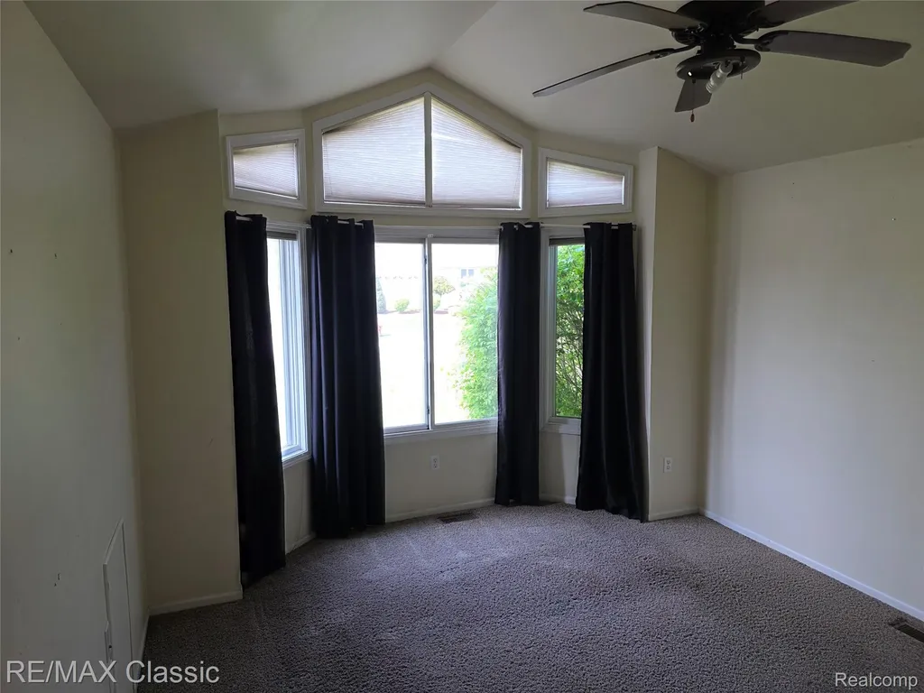 21966 Hunter Circle S Taylor City MI 48180
