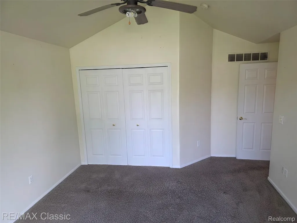 21966 Hunter Circle S Taylor City MI 48180