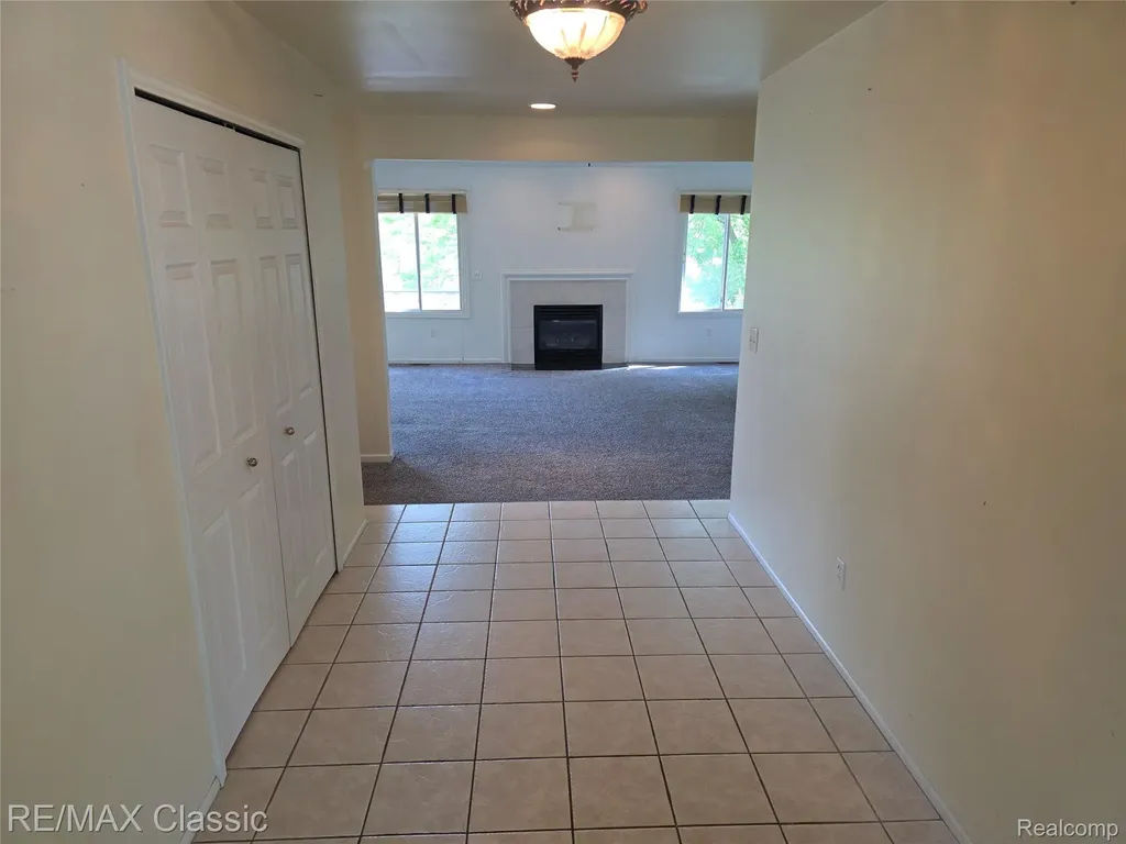 21966 Hunter Circle S Taylor City MI 48180