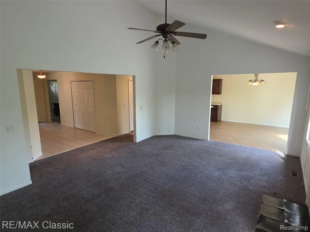 21966 Hunter Circle S Taylor City MI 48180