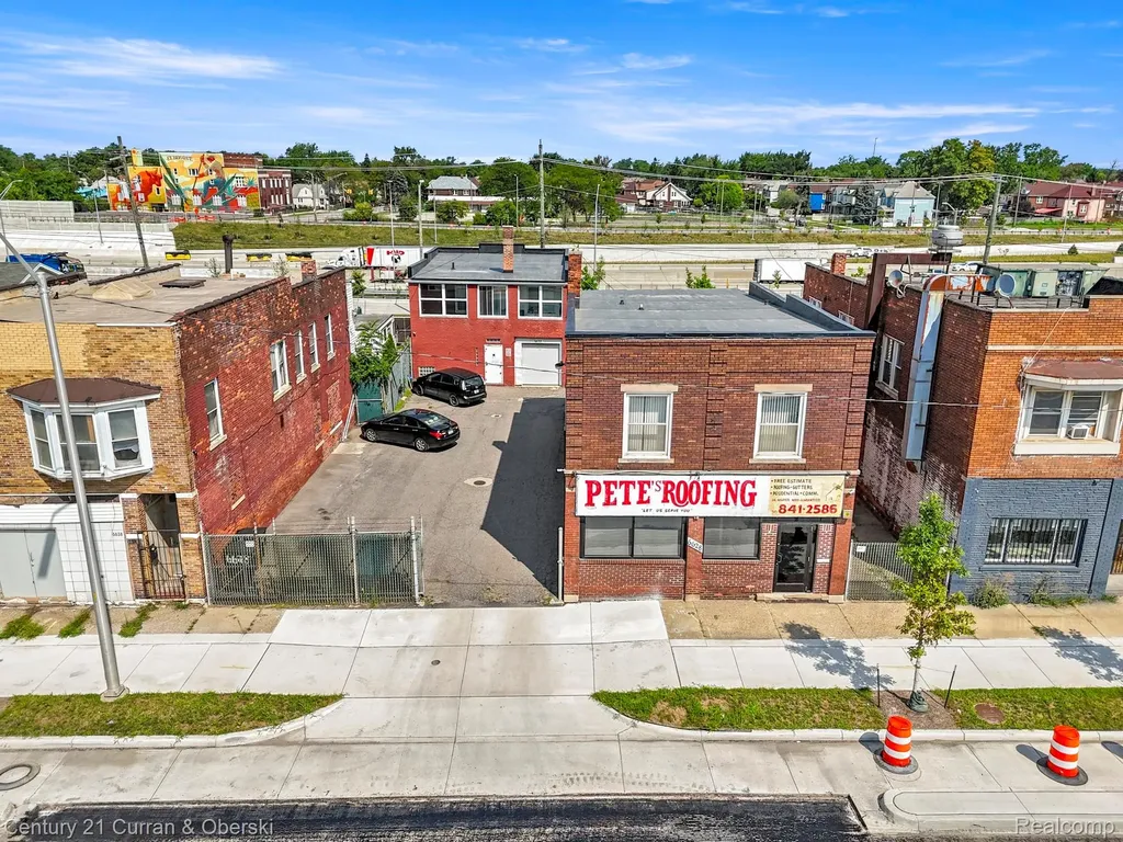 6632 W Fort Street Detroit City MI 48209