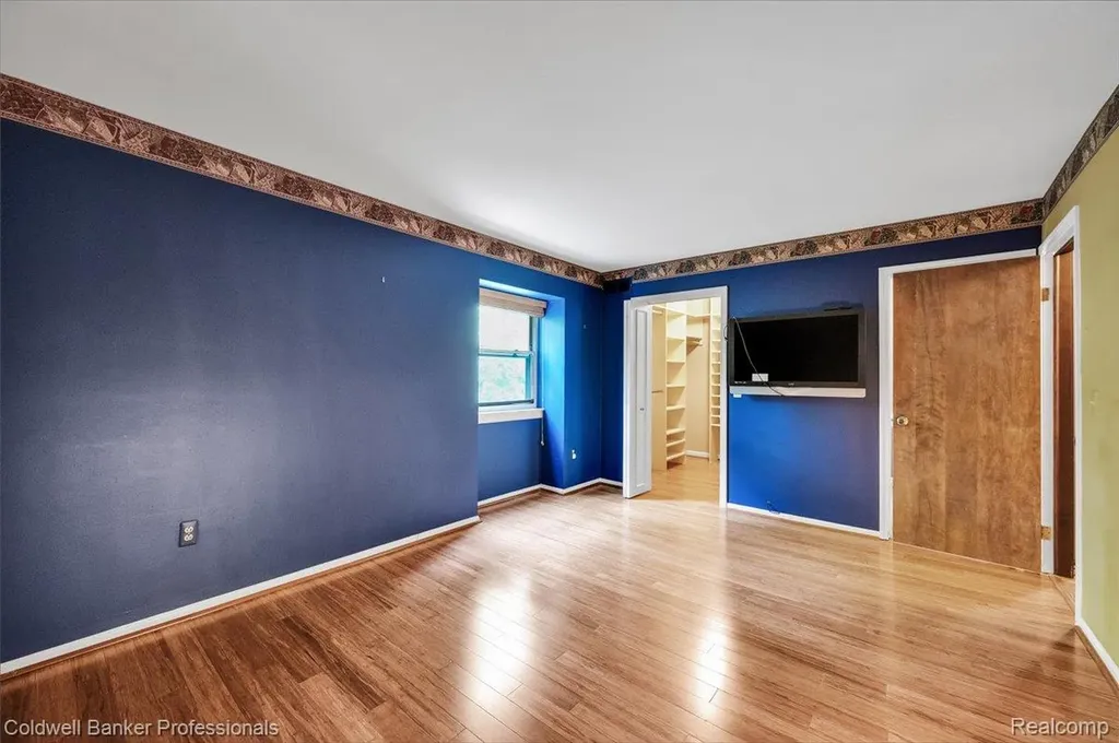 8873 Nepahwin Drive Independence Charter Township MI 48348