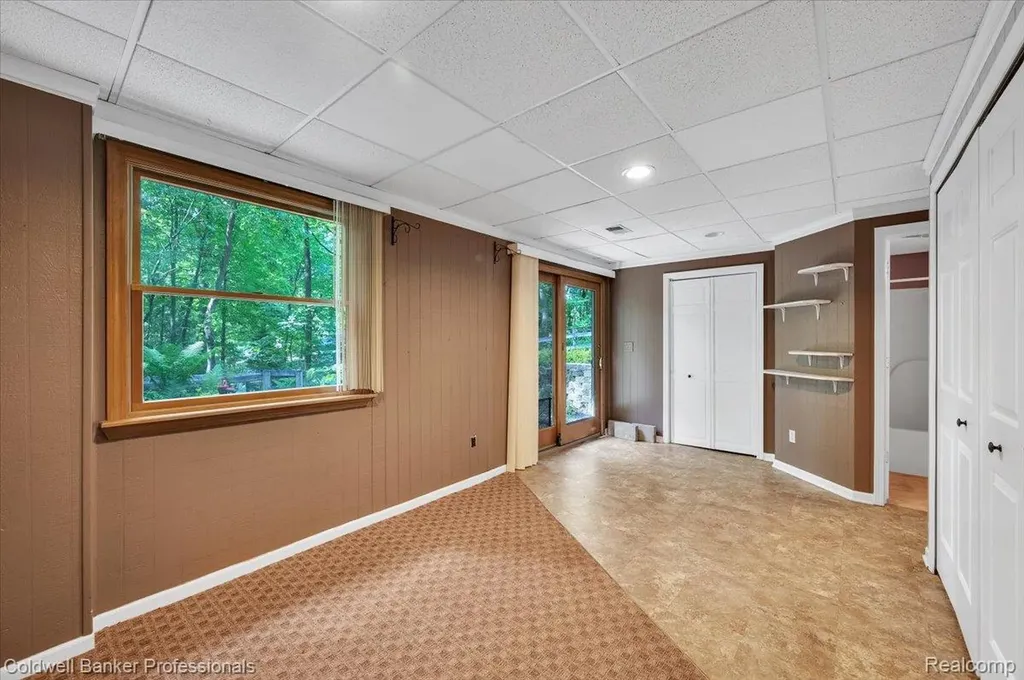 8873 Nepahwin Drive Independence Charter Township MI 48348