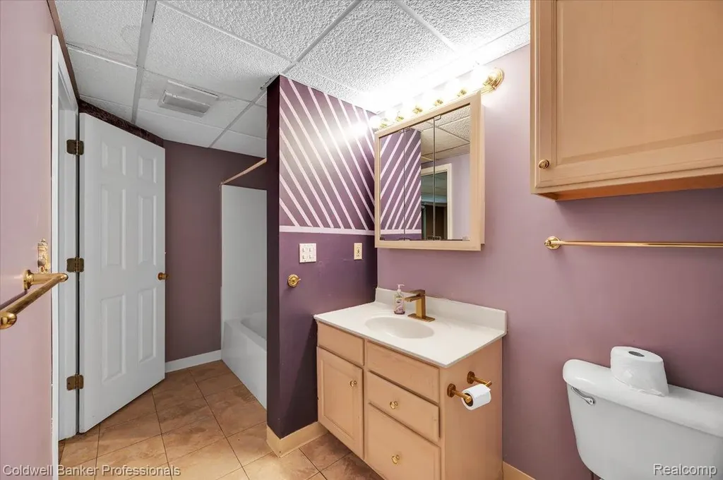 8873 Nepahwin Drive Independence Charter Township MI 48348