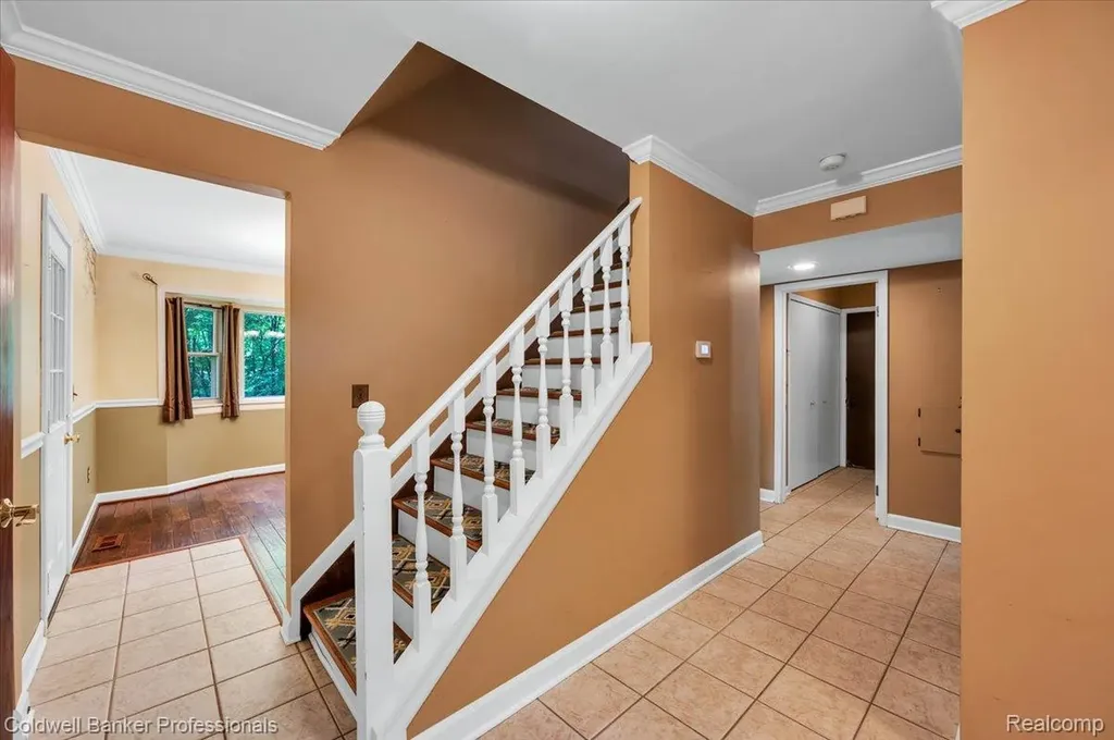 8873 Nepahwin Drive Independence Charter Township MI 48348