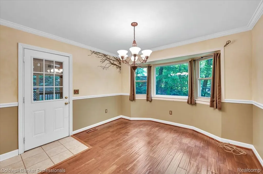 8873 Nepahwin Drive Independence Charter Township MI 48348