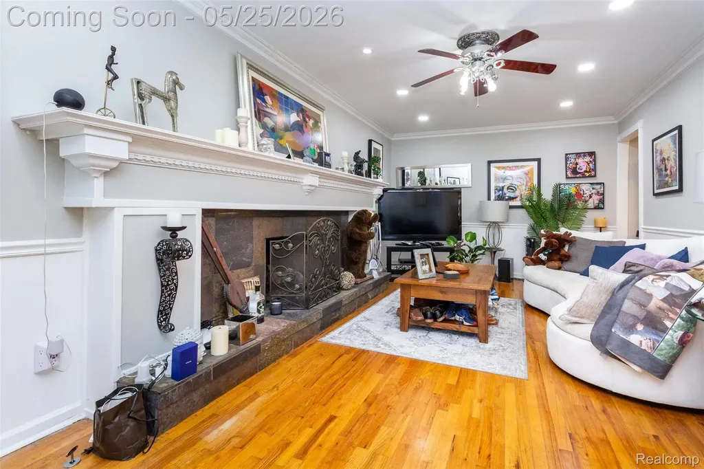 42928 Versailles Road Canton Charter Township MI 48187