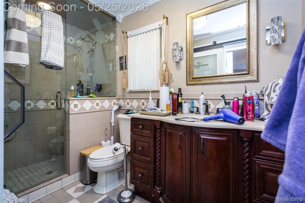 42928 Versailles Road Canton Charter Township MI 48187