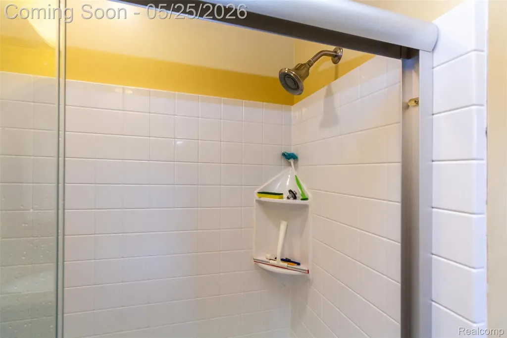 42928 Versailles Road Canton Charter Township MI 48187