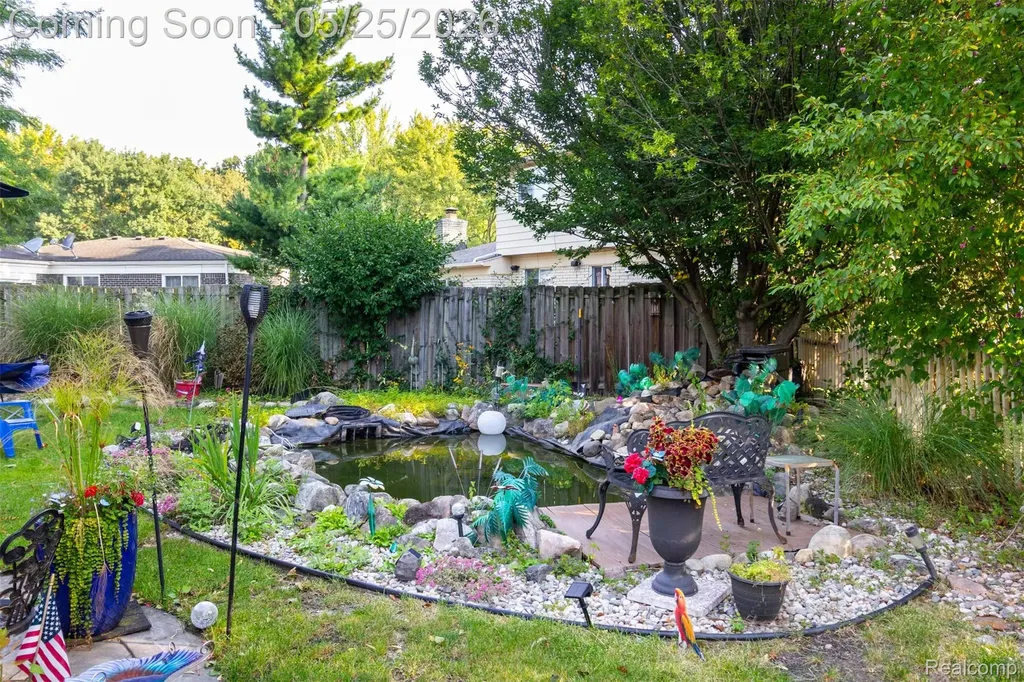 42928 Versailles Road Canton Charter Township MI 48187